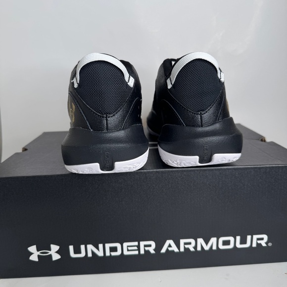 Under Armour UA Lockdown 6 Basketball Shoes Black Gold Men Sizes 10.5, 11.5 - Picture 4 of 7
